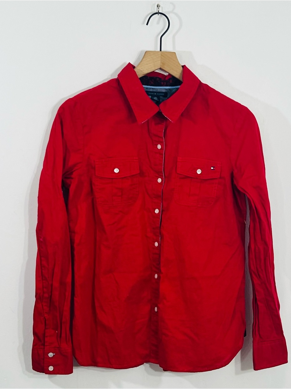 Tommy Hilfiger Red Button Down Front Collar Button Cuff Sleeve Business Casual